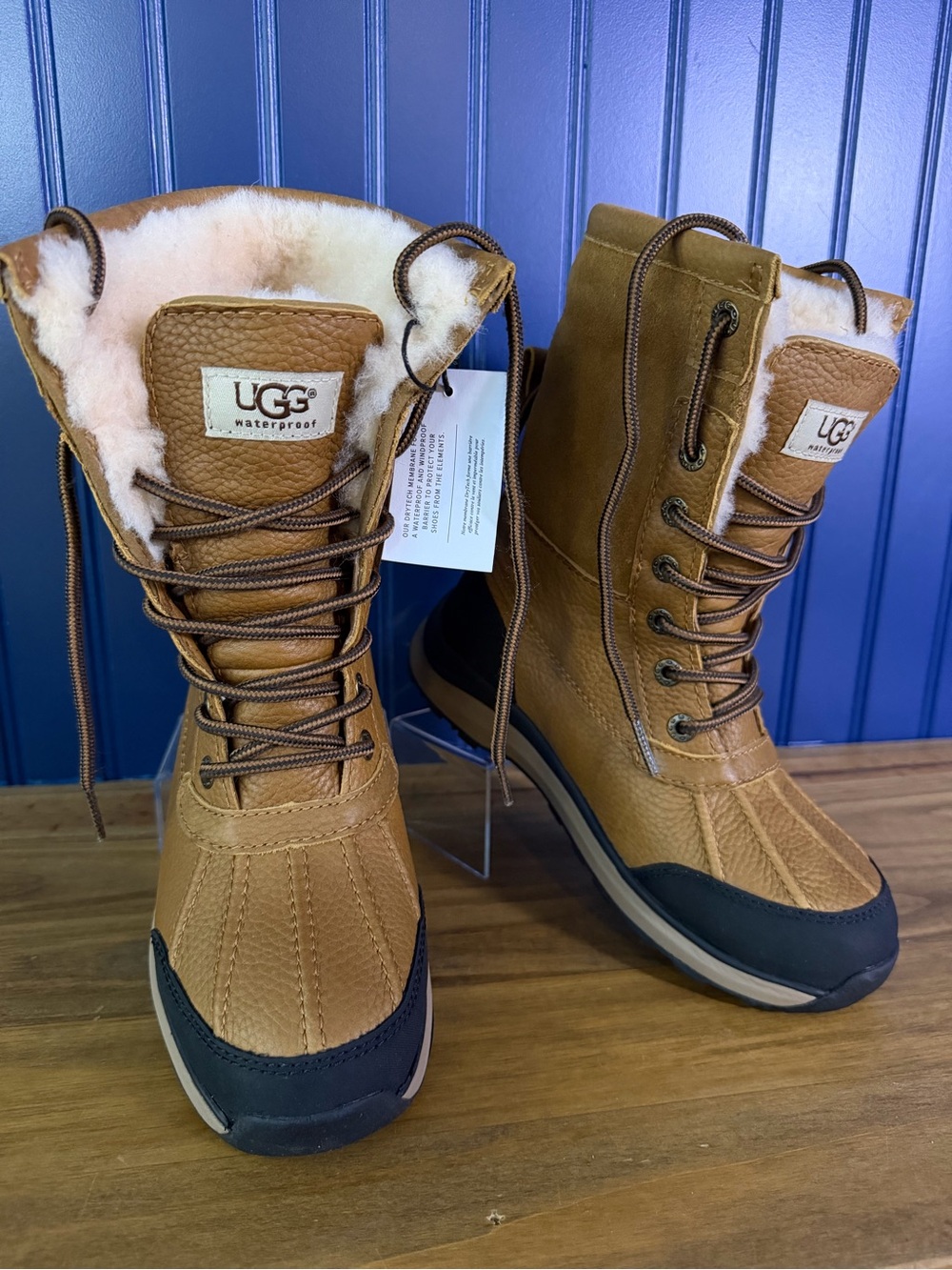 NWT UGG Adirondack Boot III Chestnut Waterproof Snow Boots Women’s 5